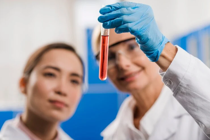 Por que fazer um Curso Profissionalizante de Auxiliar de Laboratório com Ênfase em Coleta de Sangue?