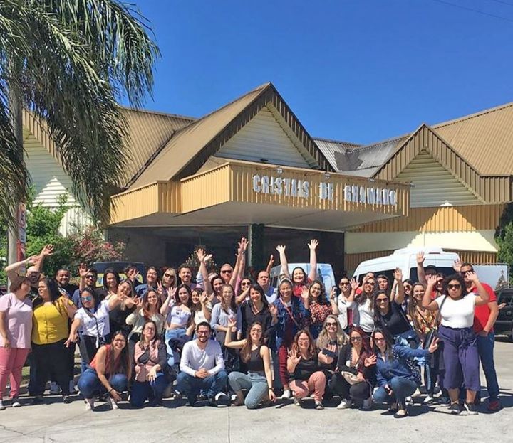 Estudantes realizam visita técnica em empresas de Gramado/RS