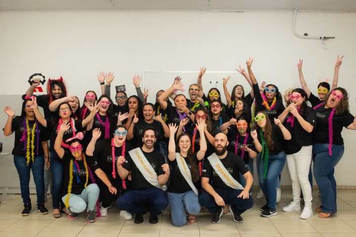 1ª Turma de Técnico em Enfermagem de Santa Cruz do Sul realiza homenagem a professores